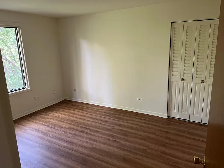 7502 Farmingdale Dr #204 — Photo 5