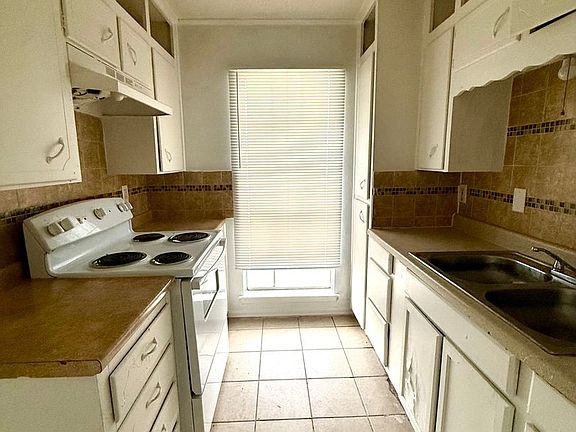 5th image of 908 Adams Ave #105