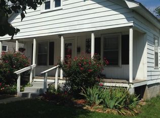 313 Sycamore St, Anna, IL 62906