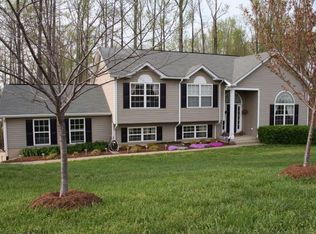 9157 Dallas Ct, King George, VA 22485