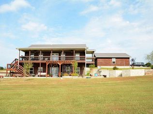 755 Spring Valley Dr, Mammoth Spring, AR 72554