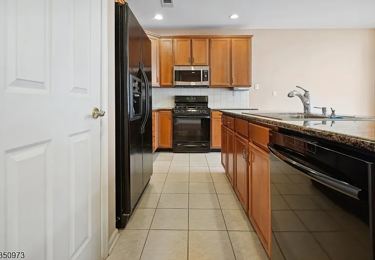 220 Patriot Hill Dr — Photo 9