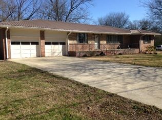 1763 Linden St, Leeds, AL 35094