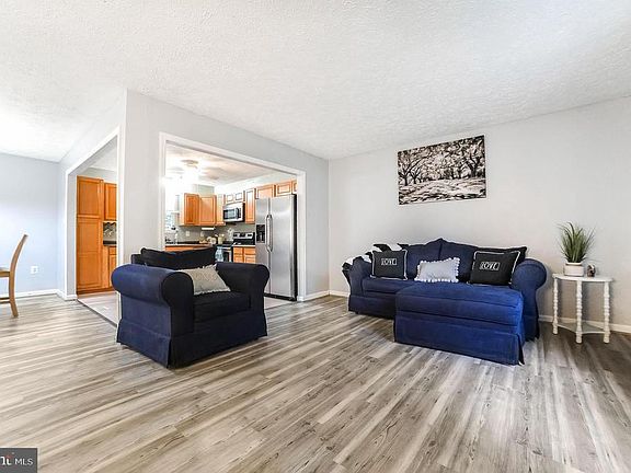 4th image of 26474 Anne Ct #D