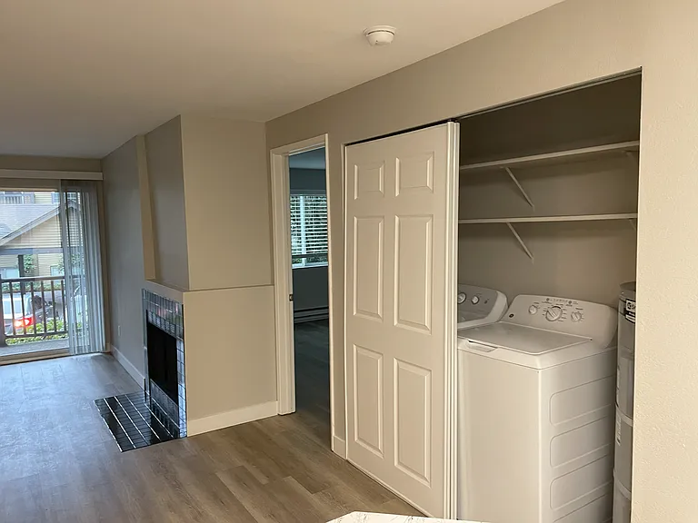 Redmond Park Apts — Photo 35