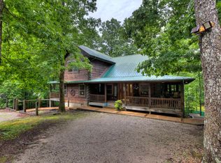 340 Doe Ridge Dr, Oneida, TN 37841