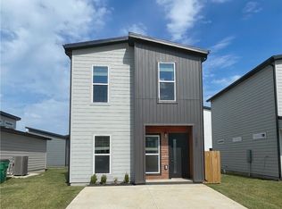 1080 States Ave, Bentonville, AR 72713