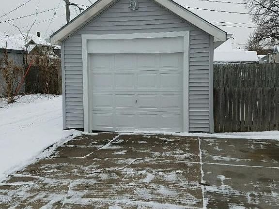 4th image of 2301 Avenue G