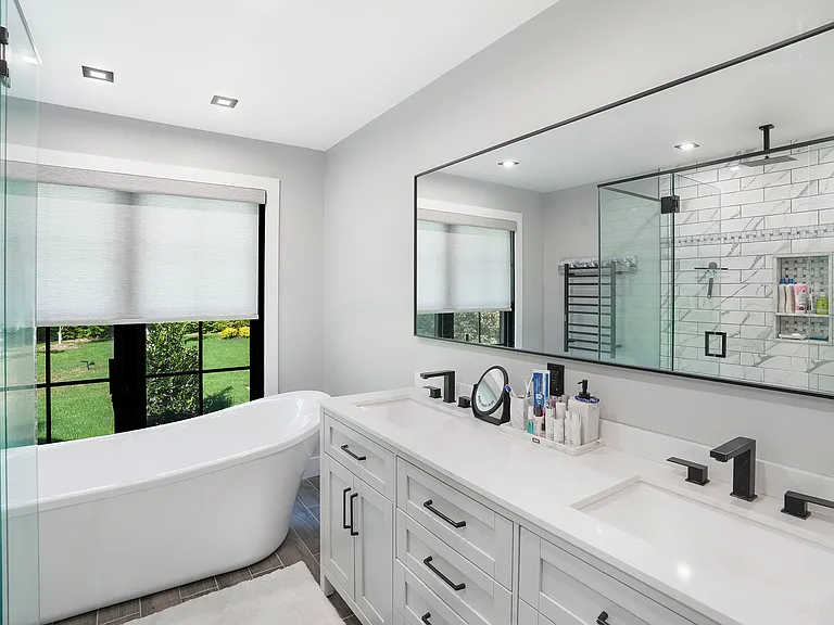 42 Sandra Rd — Photo 14