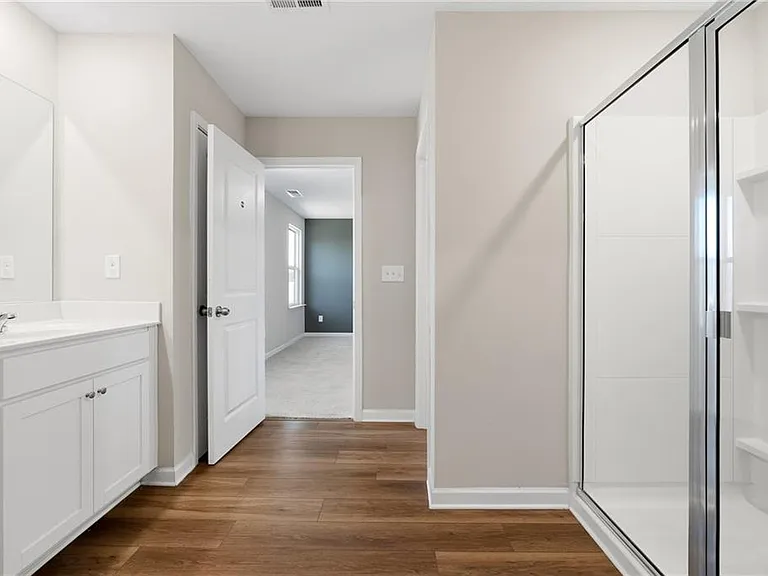 21 Golden Eagle Pkwy — Photo 11