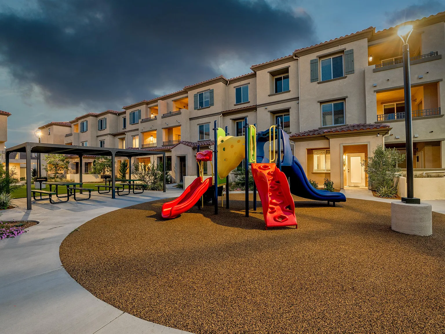 Greenfield Apartments - Unit 41-101 — Photo 4