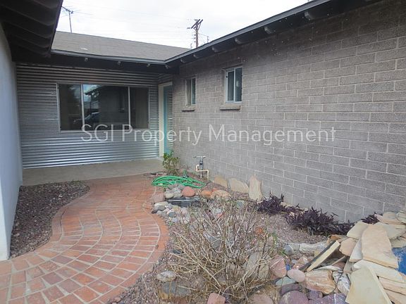 4th image of 6526 E Oak St