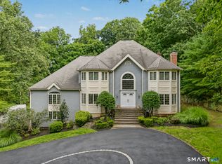97 Brookhollow Ln, Stamford, CT 06902