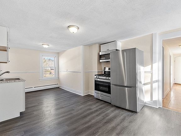 4th image of 8 Main St #2-R