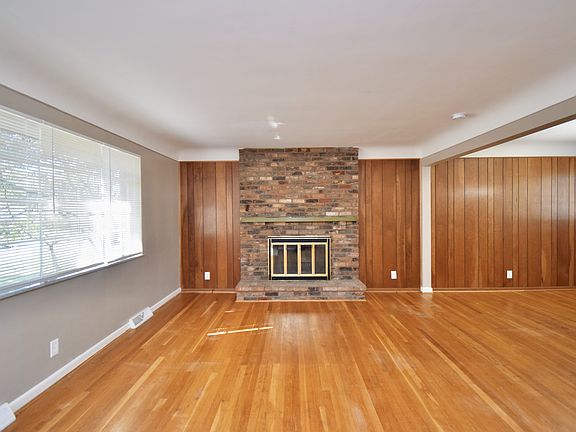 5th image of 8751 Brent Dr
