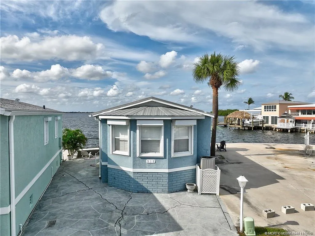 1 bed, 1.0 bath, 747 sqft, $3,000 — Photo 3