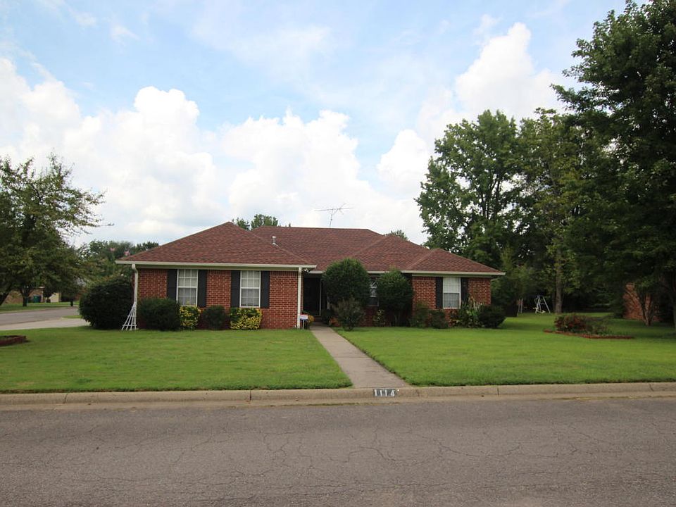 1st image of 1114 Ashwood Dr