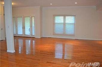 4th image of 639 Pinebrook Dr