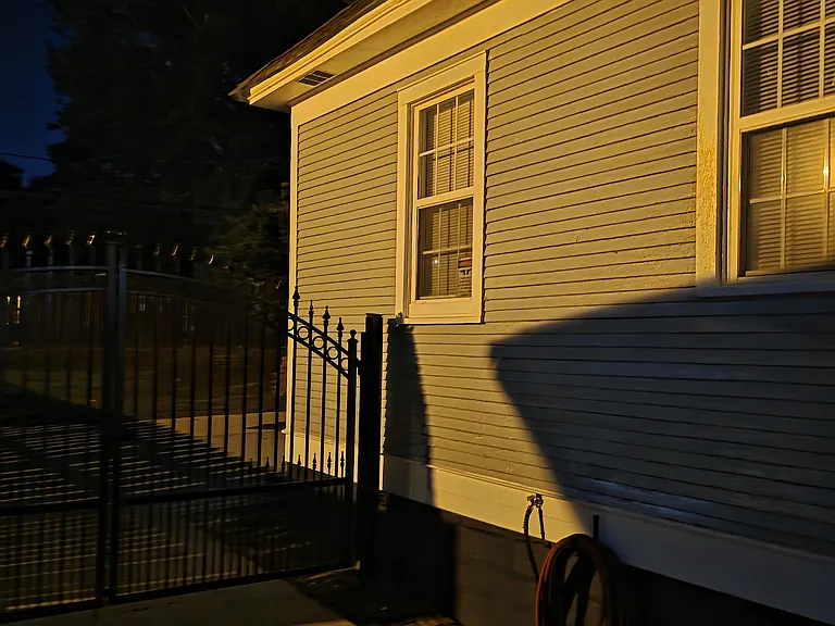 911 Polk Ave — Photo 41