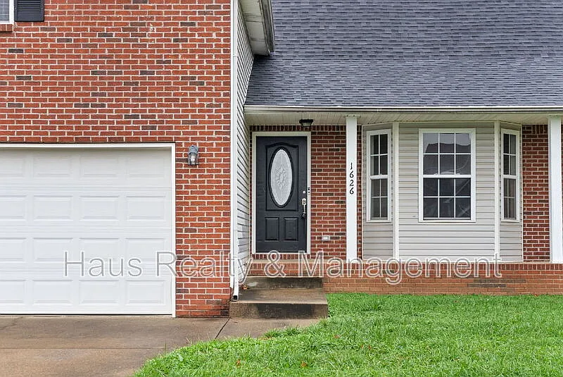 3 bed, 2.0 bath, 1905 sqft, $1,750 — Photo 4