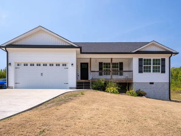 3361 Oscar Nance Rd, Tunnel Hill, GA 30755