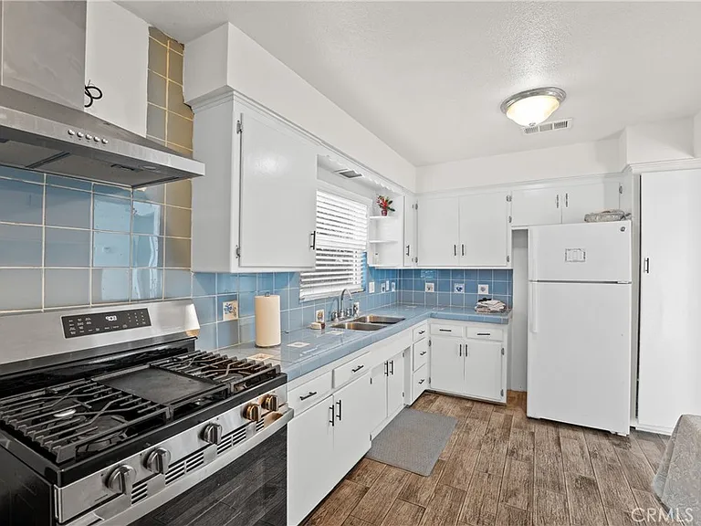 5324 8th Ave — Photo 8