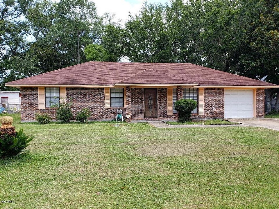 1st image of 461 Ginger Dr