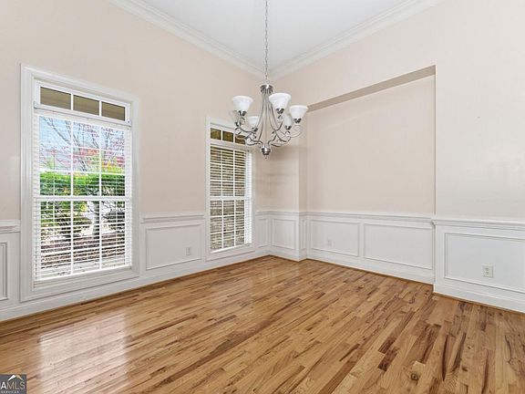 4th image of 2597 Misty Rose Ln