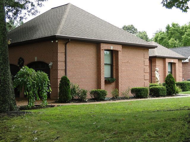 2nd image of 1373 E 10th St