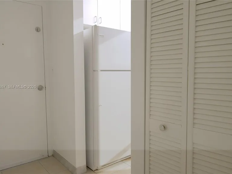 1225 NE 124th St #24B — Photo 7