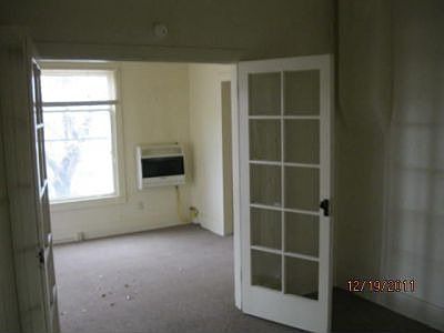 upper living