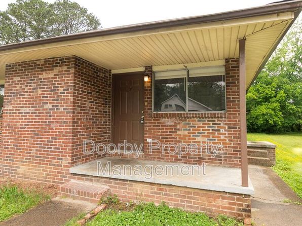 807 Henderson Ave #A, Rossville, GA 30741