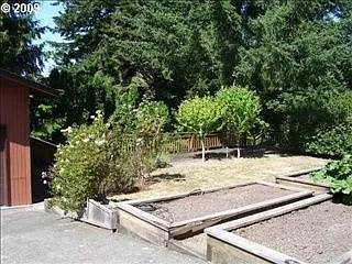 1419 Behshel Heights Rd photo 1