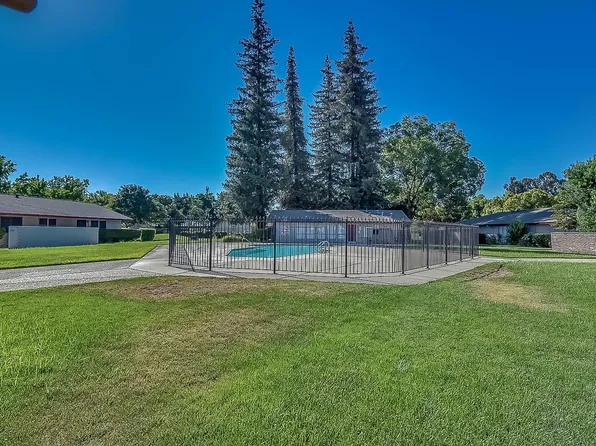 6631 Plymouth Rd, Stockton, CA 95207