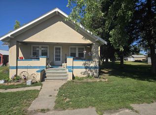 109 S Hamilton St, Eustis, NE 69028