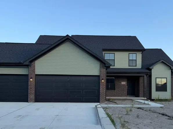 23281 Primrose Ln, Brownstown, MI 48183
