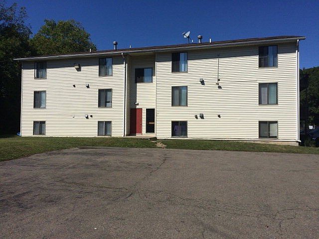 1st image of 231 W 12th St APT 8