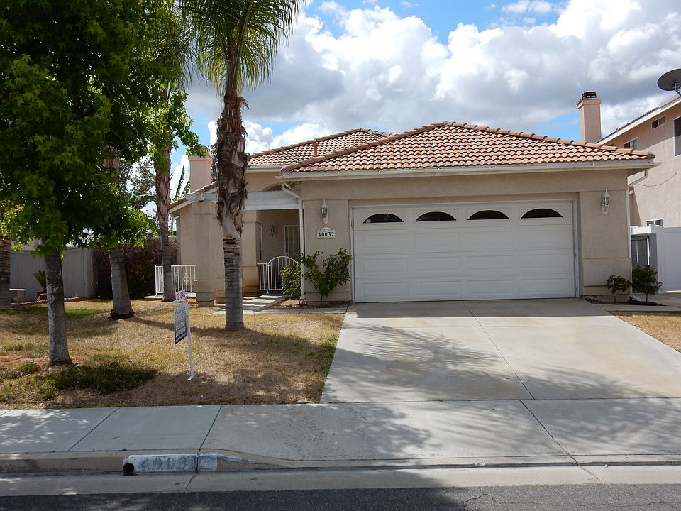 1st image of 40032 Daphne Dr
