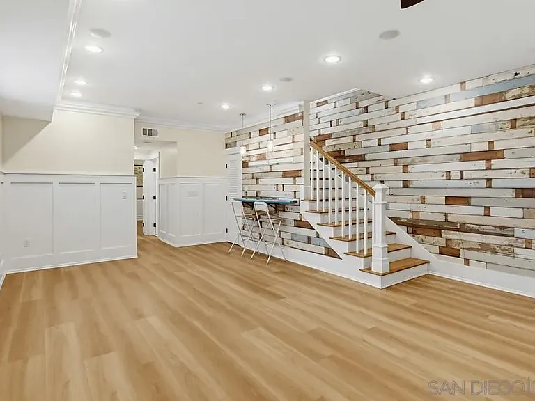 464 C Ave — Photo 16