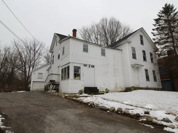 102 Liberty St, Athol, MA 01331
