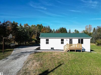 1066 W Wing Rd, Mount Pleasant, MI, 48858