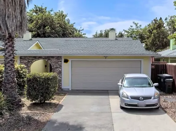 3012 53rd St, Sacramento, CA 95820