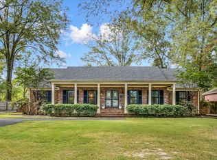 5429 Walnut Grove Rd, Memphis, TN 38120