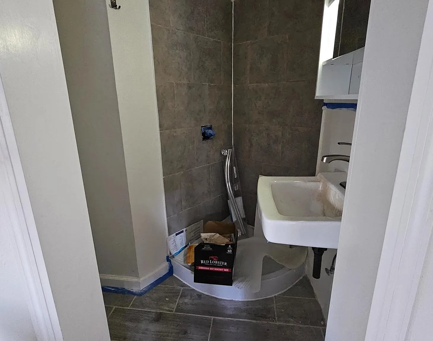 1 bed, 220 sqft, $950 — Photo 1