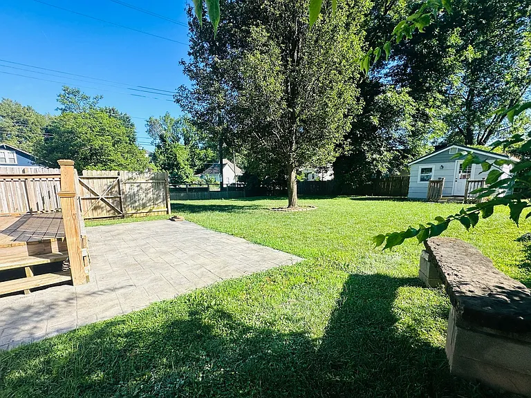 602 W Glenwood Ave — Photo 23
