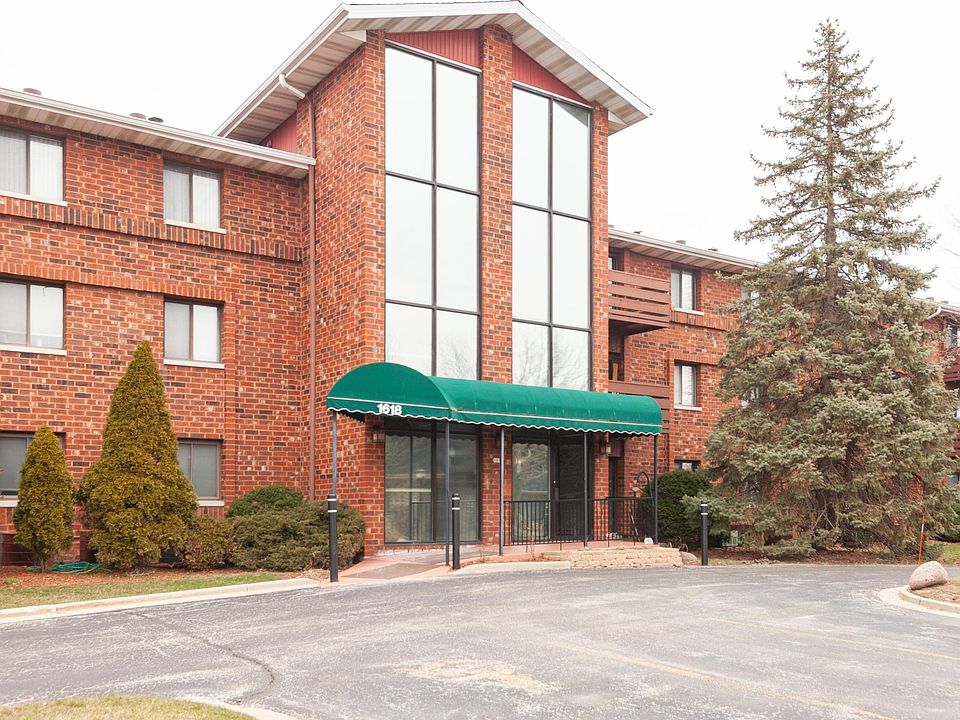 1st image of 1618 S 115th Ct APT 206