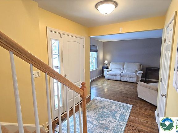 3rd image of 4513 Troxell Dr