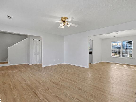 5th image of 107 Buckhead Ln