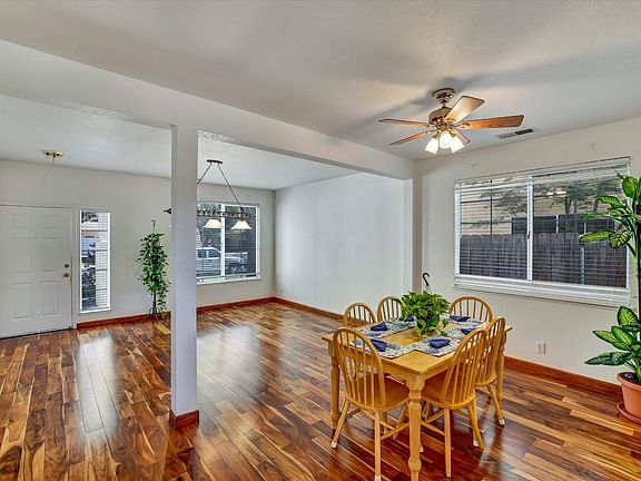 2nd image of 2040 Tahoe Cir