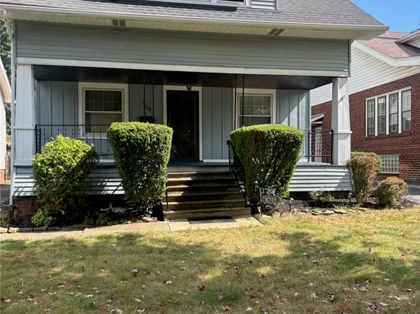 1019 Quilliams Rd, Cleveland Heights, OH 44121